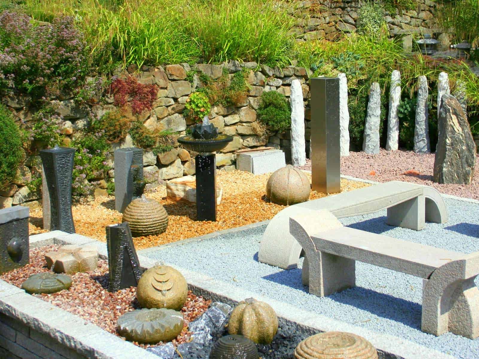 Gartenbrunnen und Wasserspiele in der Ausstellung
